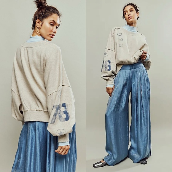 Free People Tops - NWT- Free People Gaia Sweatshirt